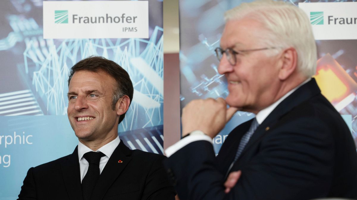 Macron Avrupalıları aşırı sağın yükselişine karşı "uyanmaya" çağırdı