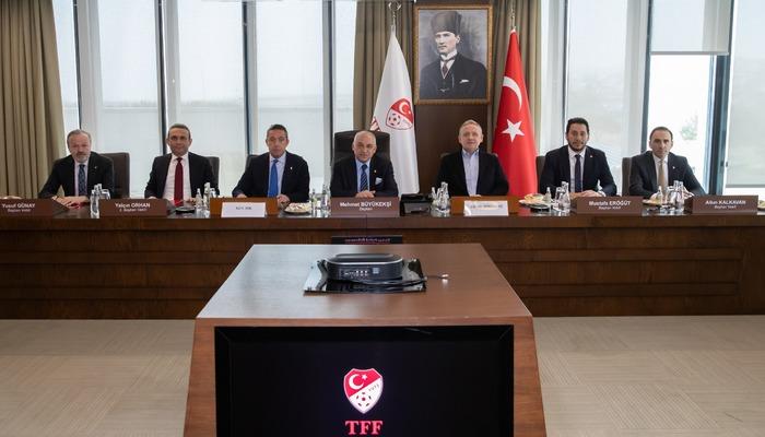 Bugün açıklanması gereken ihale, taraflar anlaşamadığı için iptal edildi!  TFF, Süper Lig'i resmen duyurdu