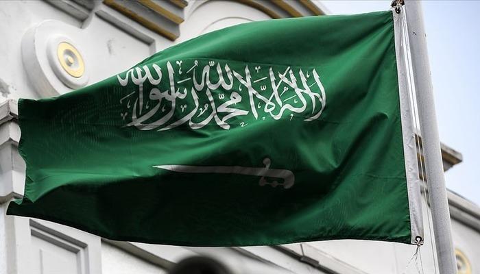 Suudi Arabistan’dan hacca izinsiz gelenlere 10 yıl ülkeye giriş yasağı