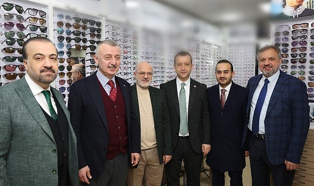 Büyükakın ve Tutuşlu esnafın Belsa Caddesi'ndeki buluşması - GÜNDEM