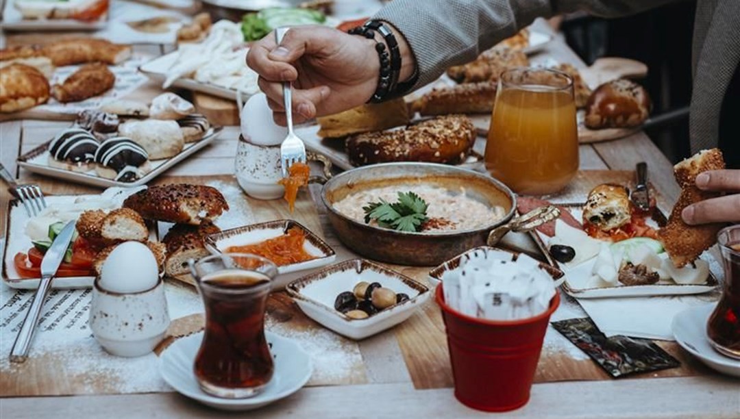 Serpme kahvaltı kaldırılıyor mu? Yeni çalışma yapılıyor - Son Dakika Ekonomi Haberleri