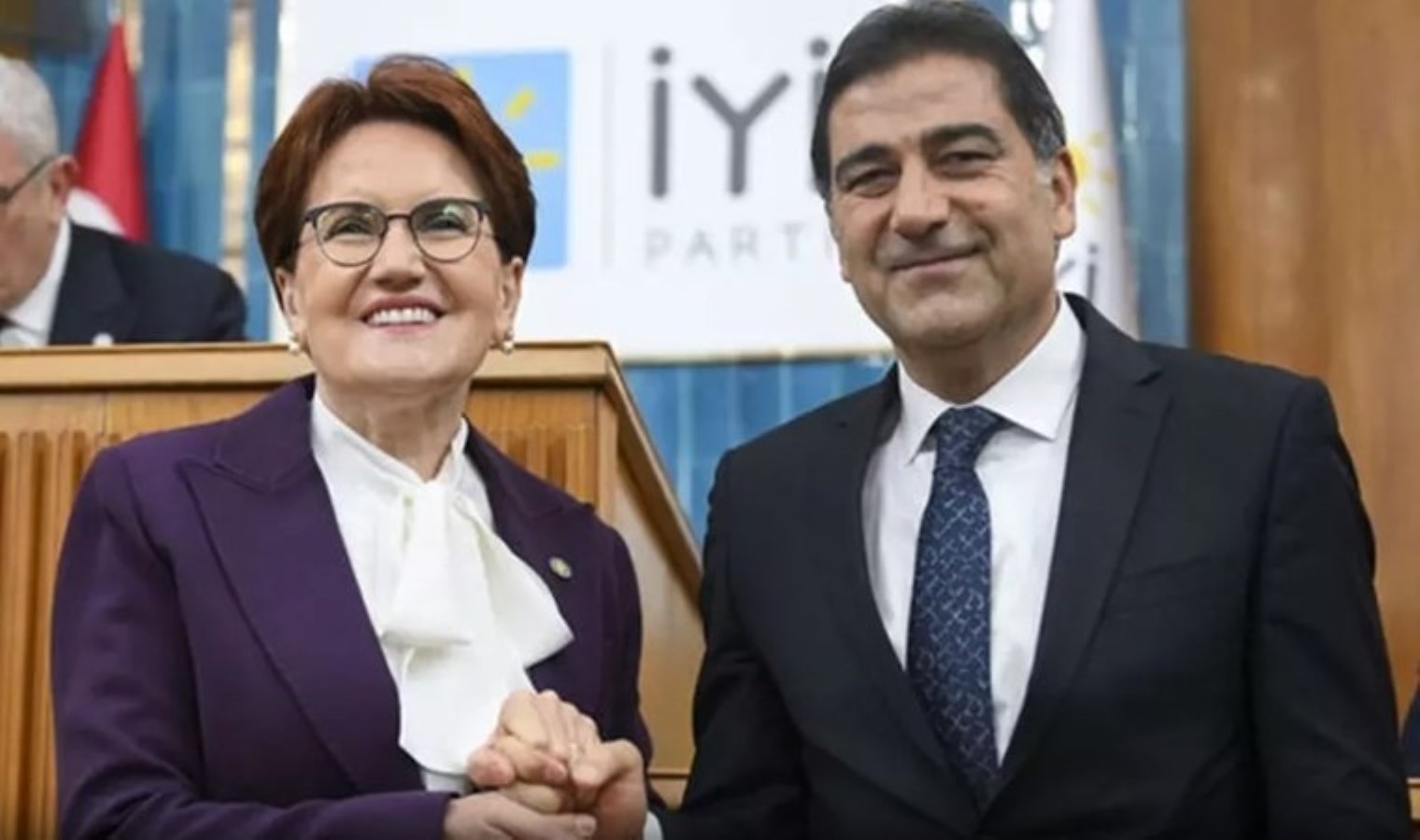 CHP Gençlik Kolları Başkanı Tunceli'den İYİ Parti Üyesi Ünal Karaman'a "Yasadışı Avcılık" Tepkisi - Son Dakika Siyaset Haberleri