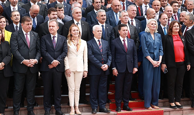 Muğla Büyükşehir Belediye Başkanı Ahmet Aras, CHP Yerel Yönetimler Semineri'ne katıldı - GÜNDEM