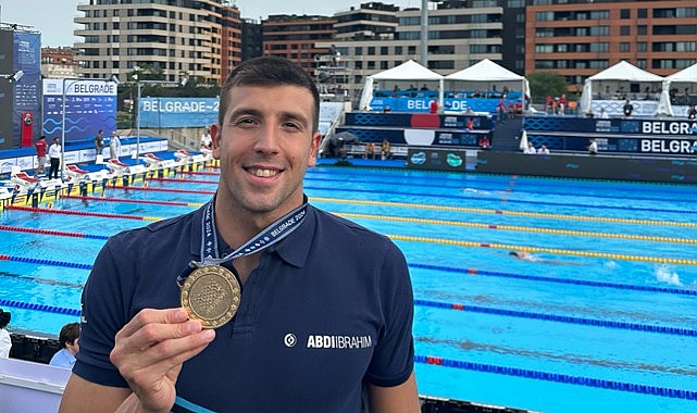 Rekor kıran milli yüzücü Emre Sakcı'nın Türkiye'nin ilk Avrupa Şampiyonası ana sponsoru Abdi İbrahim!  - SPOR DALLARI
