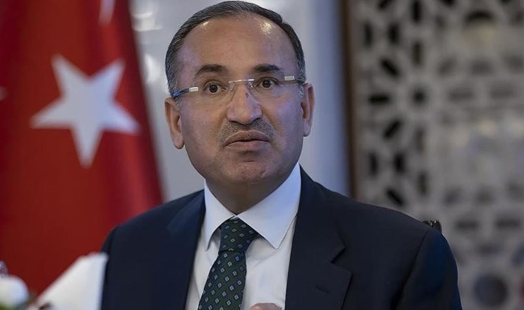 "Seçimler yenilenirse Erdoğan'ın üçüncü kez aday olması anayasal hakkıdır."
